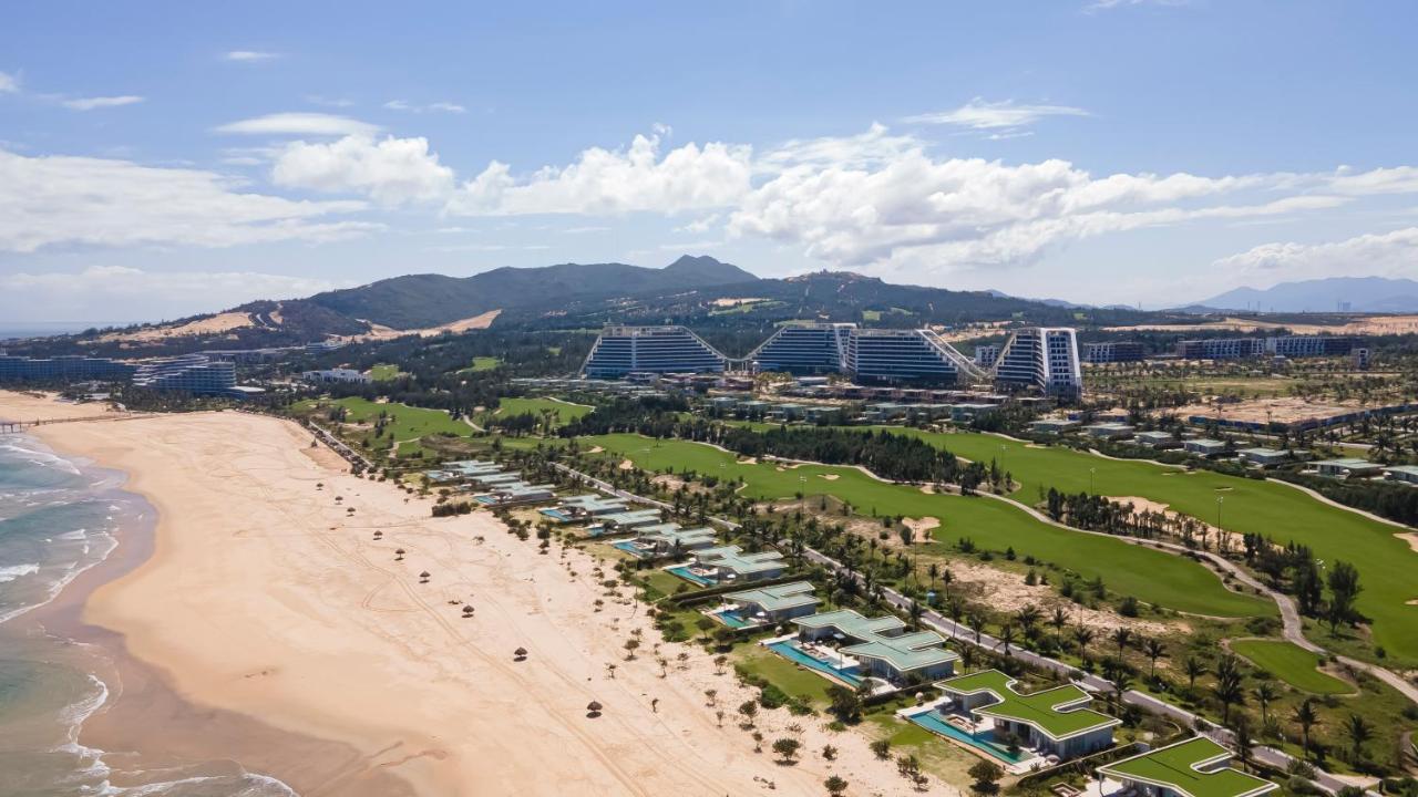 เอฟแอลซี แกรนด์ โฮเทล กวีญอน Hotel กวีเญิน ภายนอก รูปภาพ